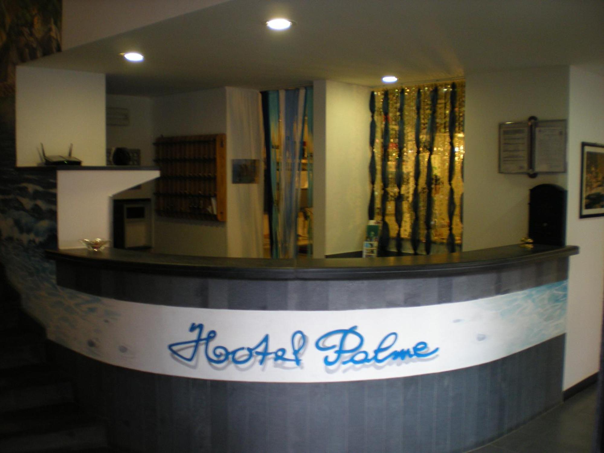 Hotel Palme Монтеросо ал Маре Екстериор снимка