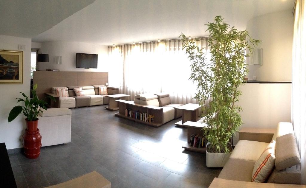 Hotel Palme Монтеросо ал Маре Екстериор снимка