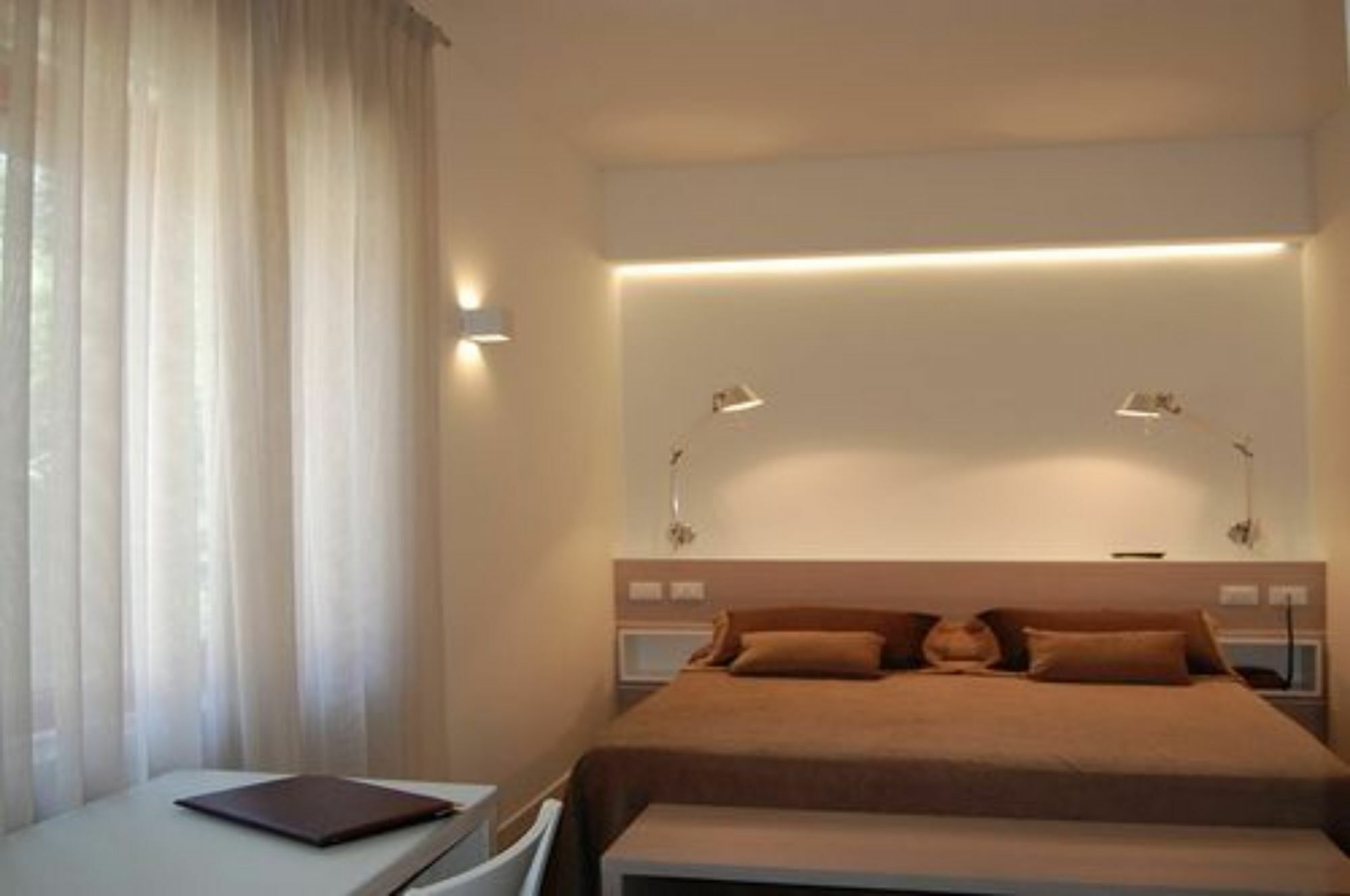 Hotel Palme Монтеросо ал Маре Екстериор снимка