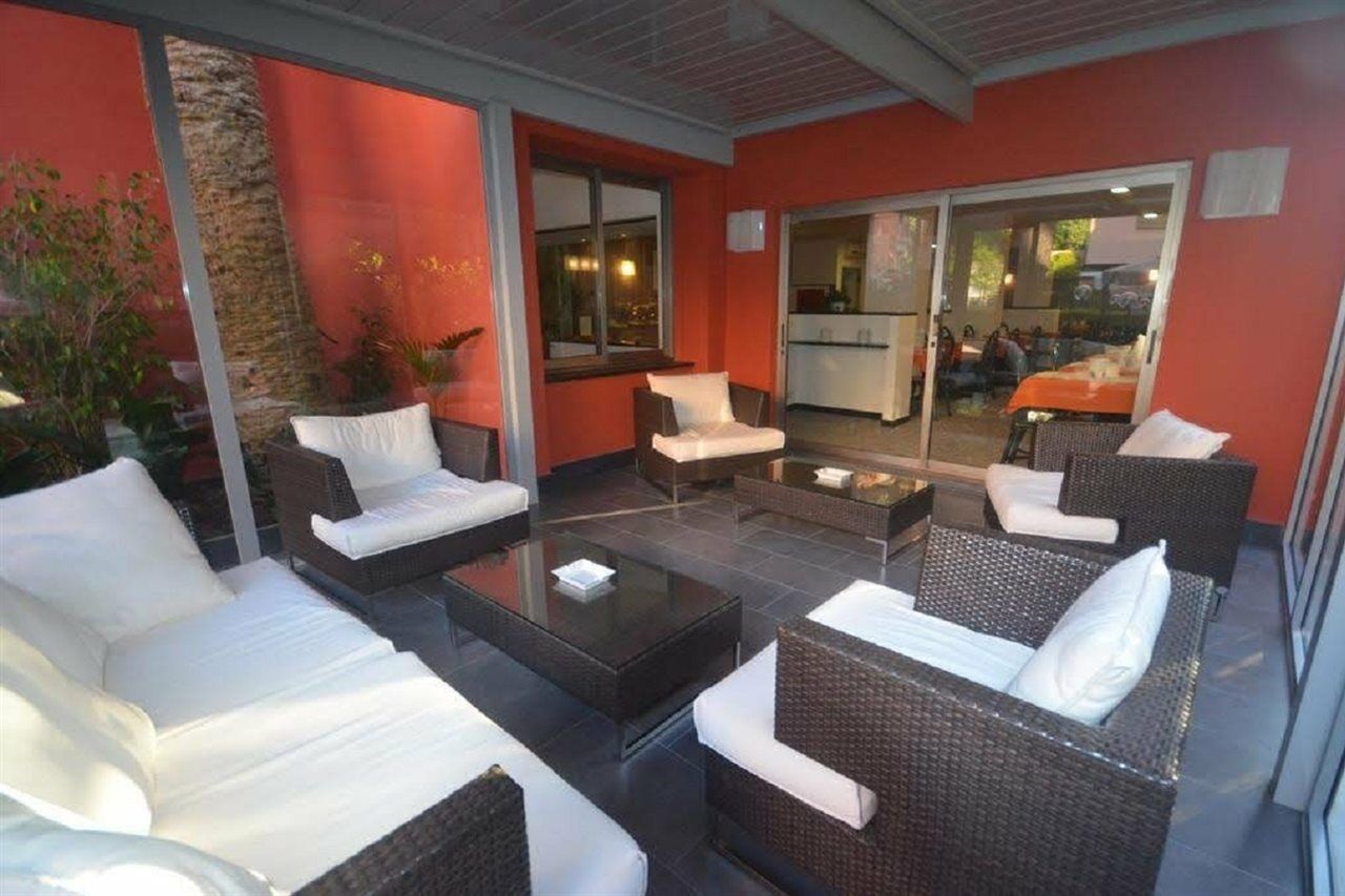 Hotel Palme Монтеросо ал Маре Екстериор снимка